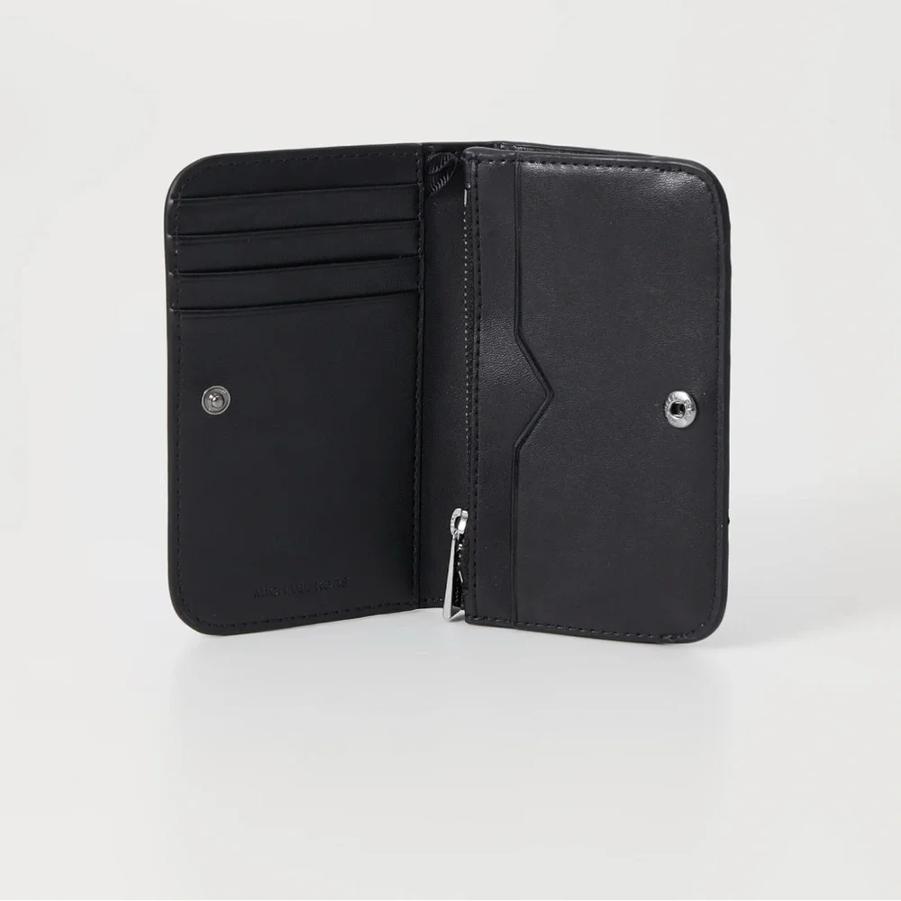 Michael Kors Pebbled Leather Card Holder - Picture 3 of 4